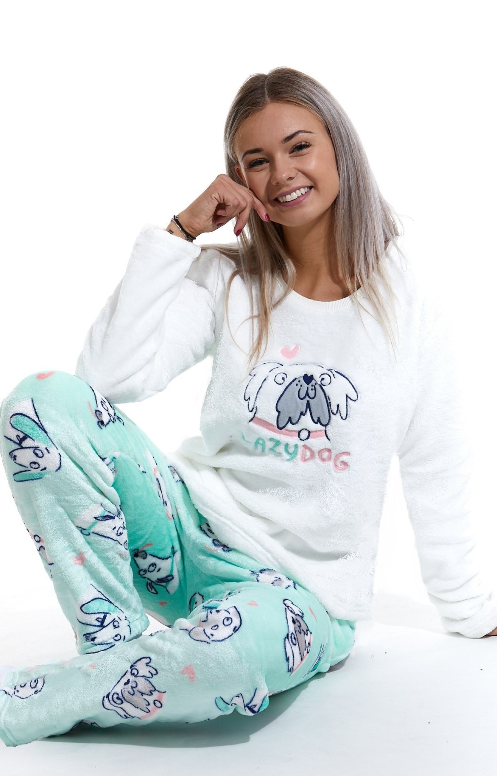 Huňatá souprava na zimu pro ženy Lazy Dog