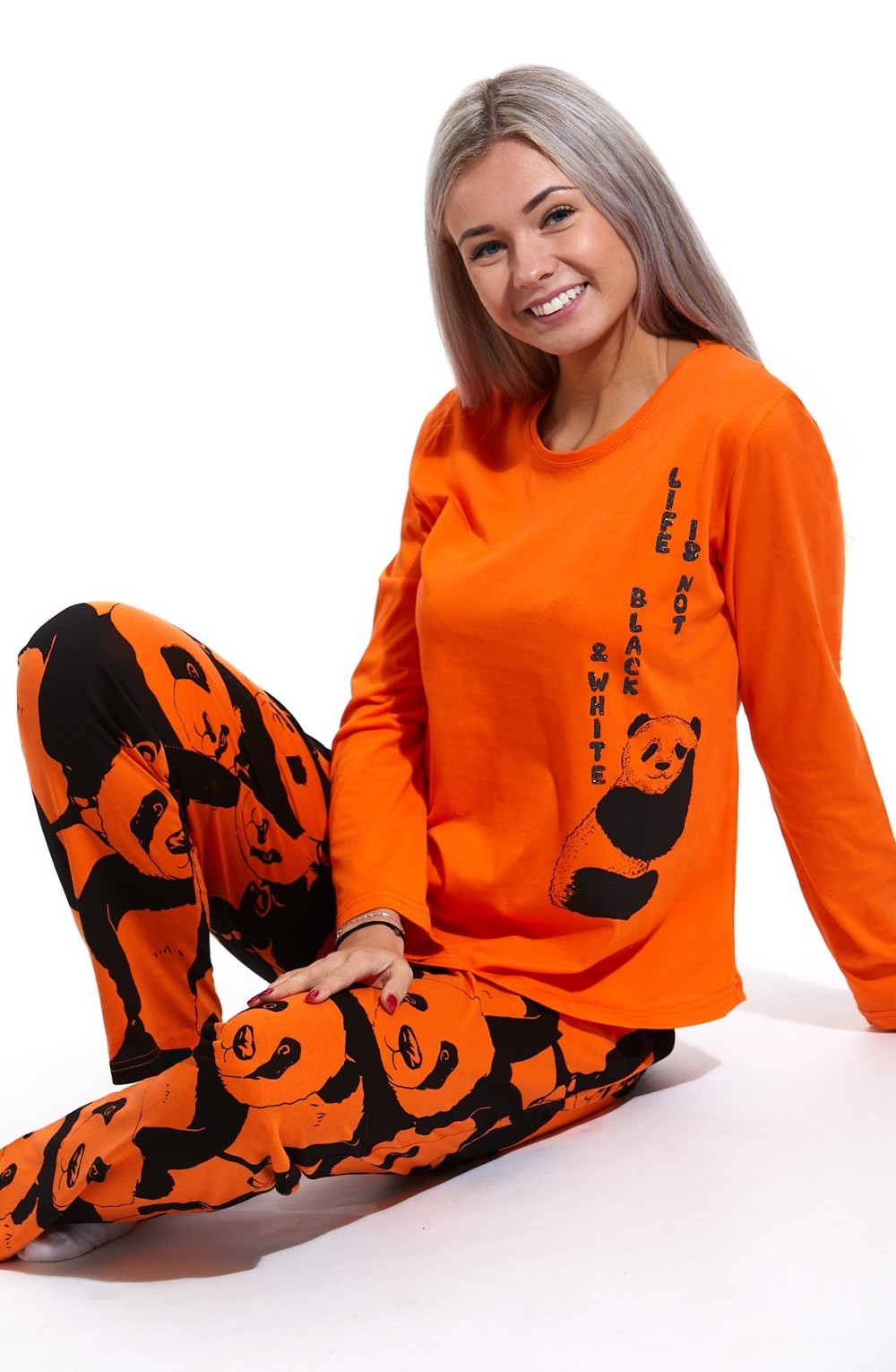 Oranžovo černé pyžamo dámské, spící panda 1B1611