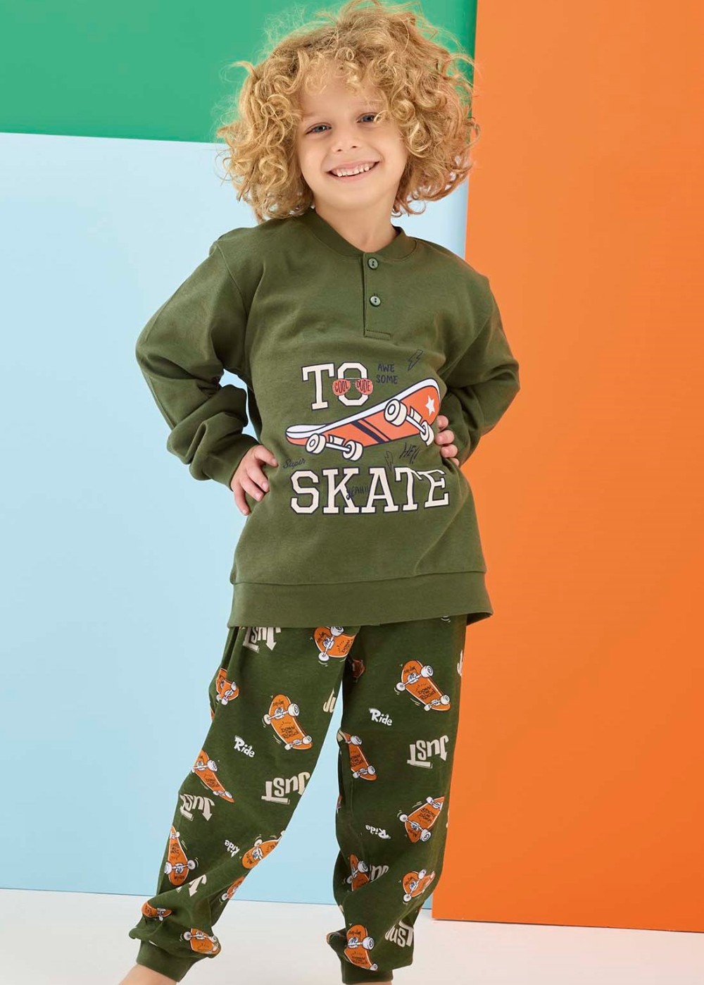Khaki zelené pyžamo pro kluky na knoflíky pro Skejťáky, TO SKATE