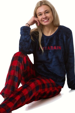 Tmavě modré a červené kárované dámské huňaté extra teplé pyžamo