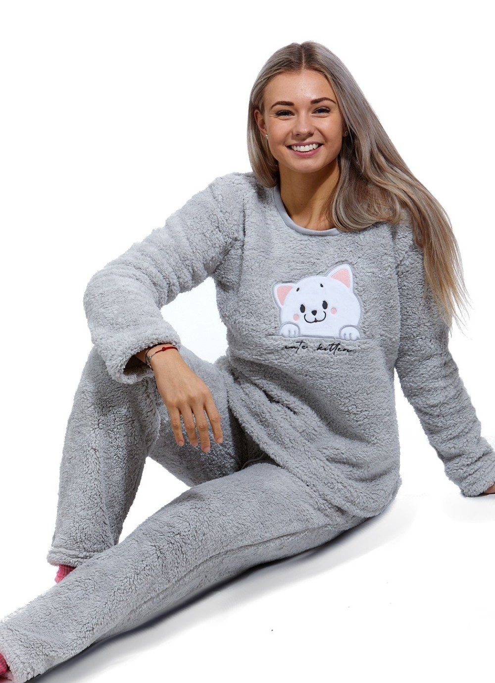 Šedé extra teplé huňaté pyžamo na zimu pro ženy BÍLÁ KOČIČKA