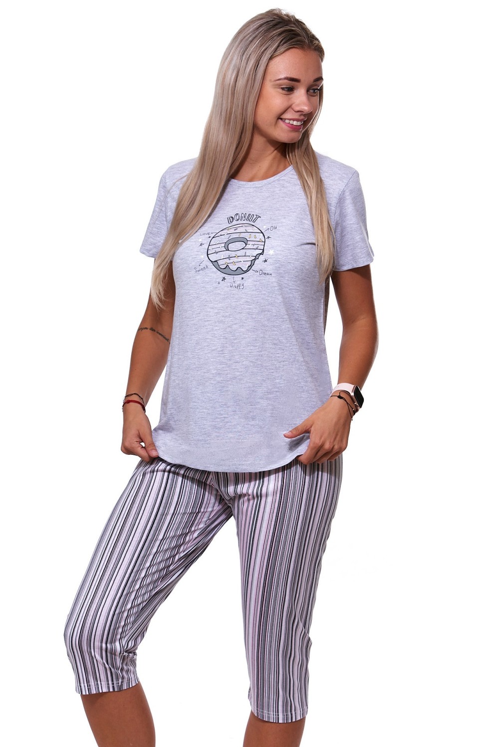 Šedé i růžové pruhované pyžamo pro ženy či dívky s 3/4 nohavicí DONUT