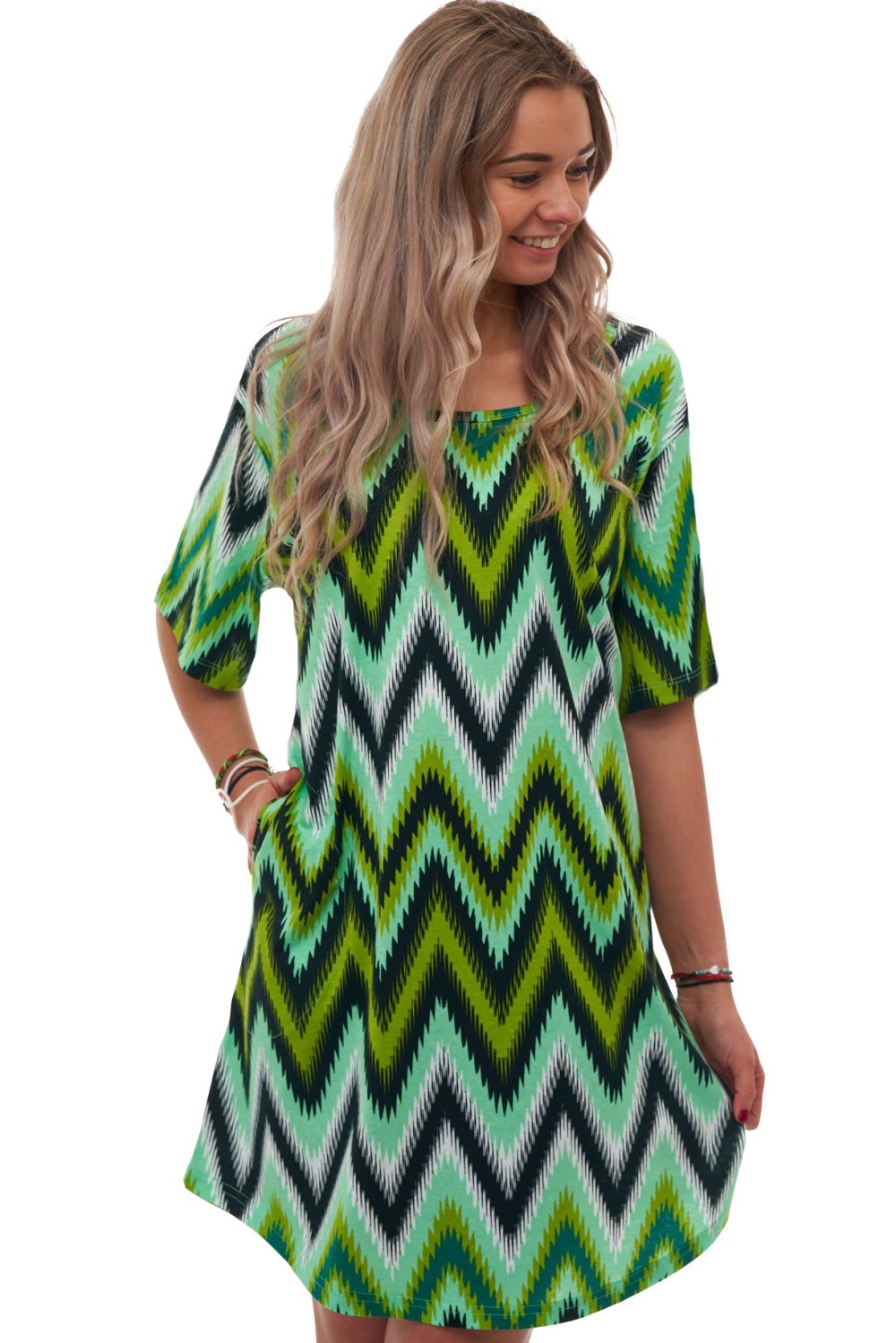 Zelená košilka pro plnoštíhlé s moderním zubatým vzorem – bavlna, kapsy, 1XL–4XL