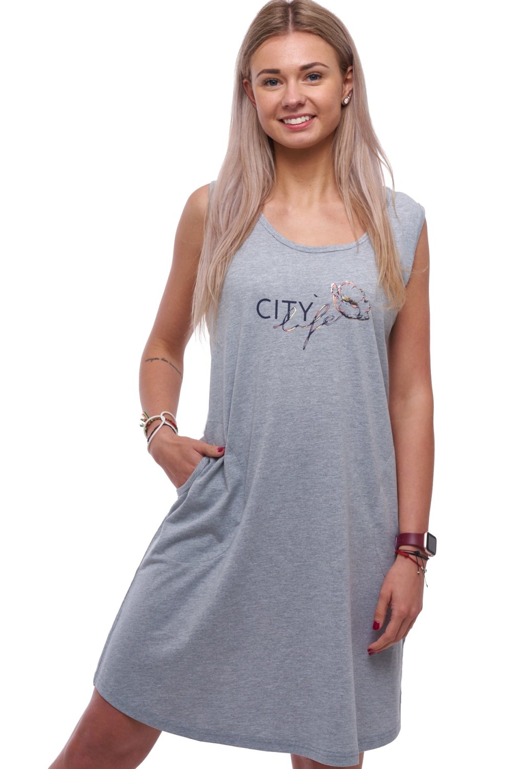 Šedá dámská noční košilka bez rukávů CITY life 1XL-4XL