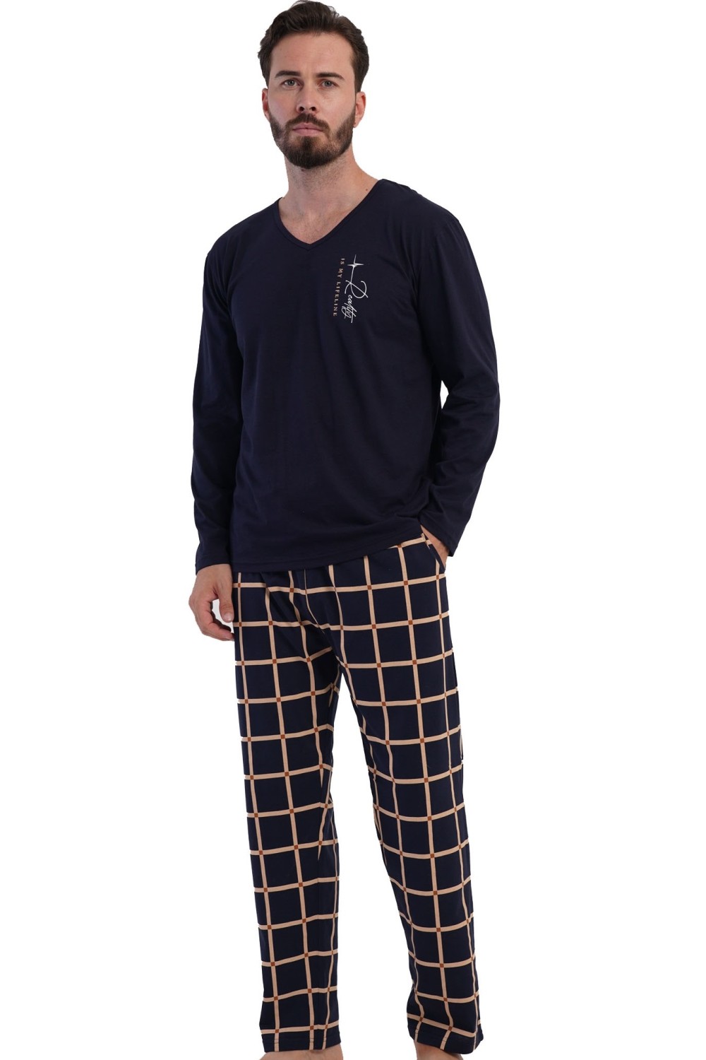 Pánské pyžamo Realita mě drží při životě – modré s béžovým vzorem 1XL–4XL