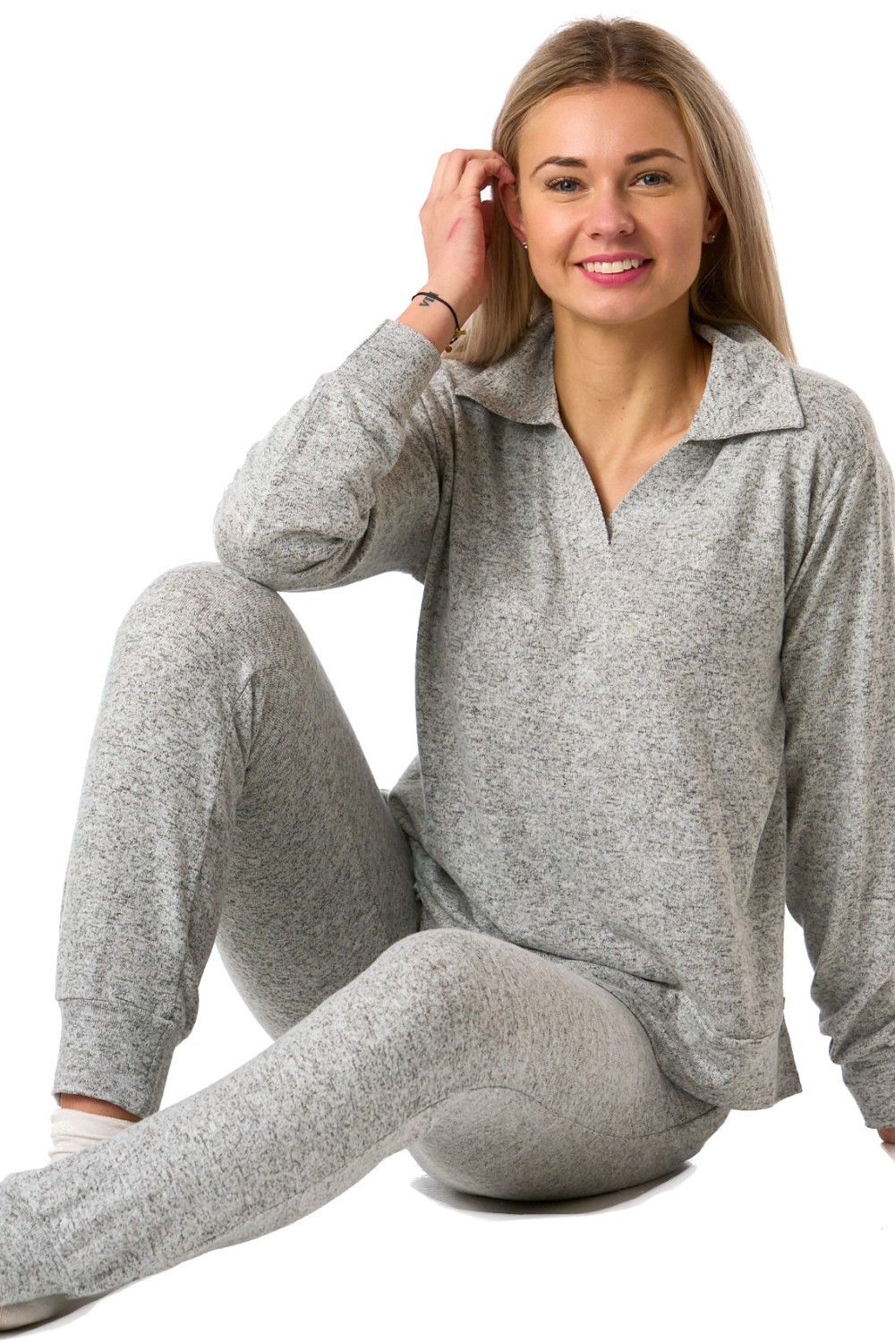 Dámské pyžamo, z hřejivého úpletu, s véčkem a kapsami, šedé melírové